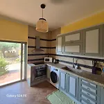 Tritsili House * Koróni