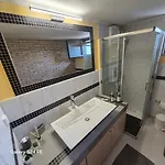 Tritsili House *