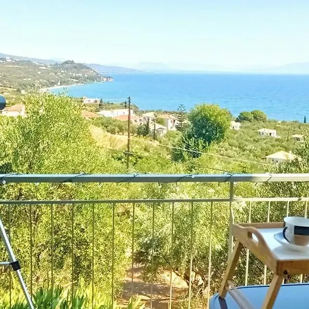 Tritsili House *