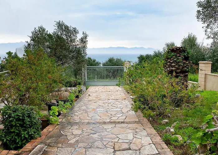 Appartamento Tritsili House Koróni