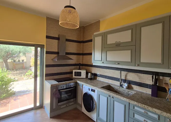 Tritsili House * Koróni